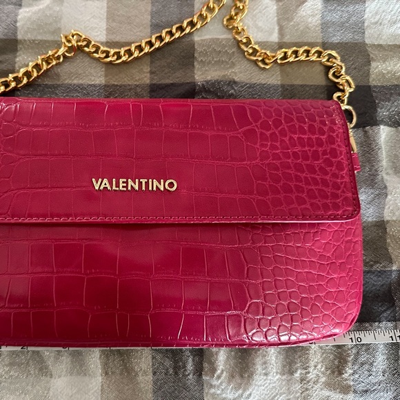 Valentino vegan patent crocodile crossbody bag with gold chain BNWOT - Picture 12 of 12